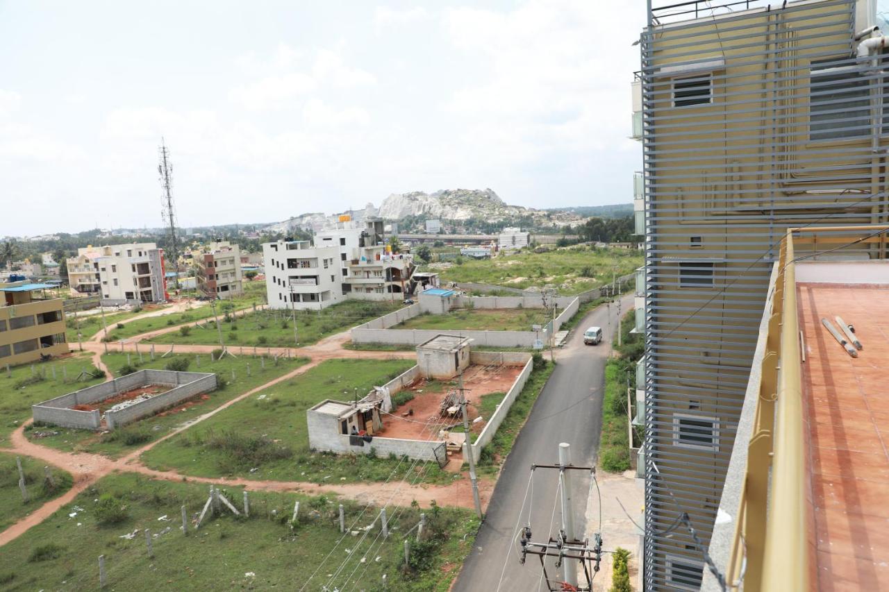 Zions Hotel And Apertment Devanahalli Esterno foto