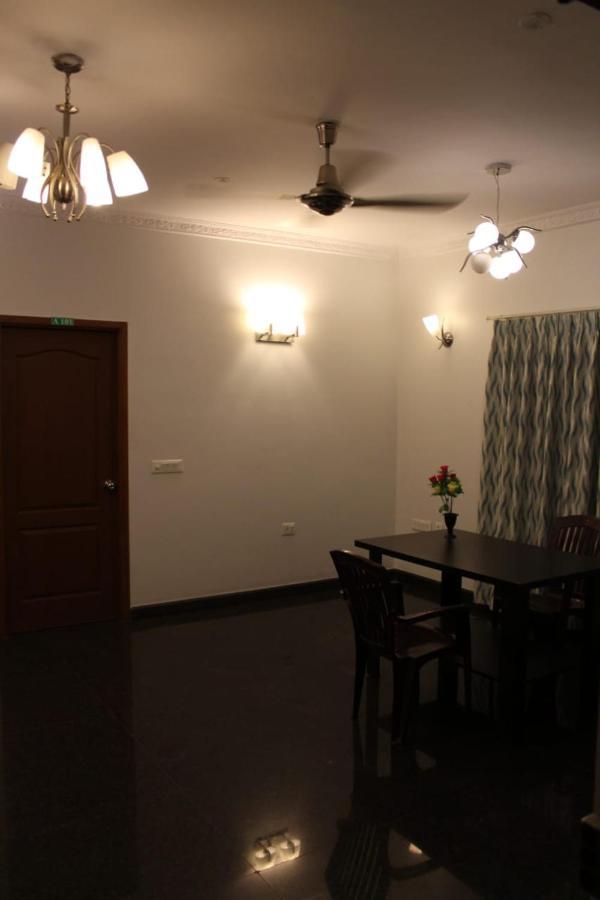 Zions Hotel And Apertment Devanahalli Esterno foto