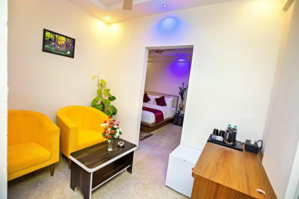 Zions Hotel And Apertment Devanahalli Esterno foto